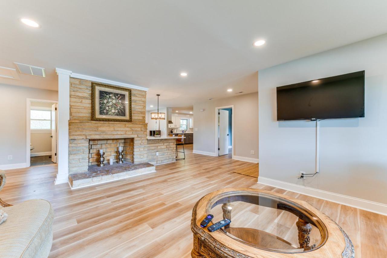 Charming 2 Mi To Downtown! *